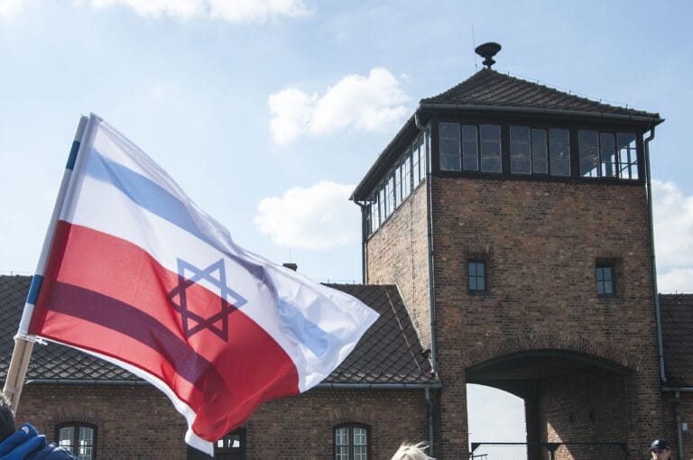 Hiperinflacja lat 80. i 90. – jak topniały polskie oszczędności