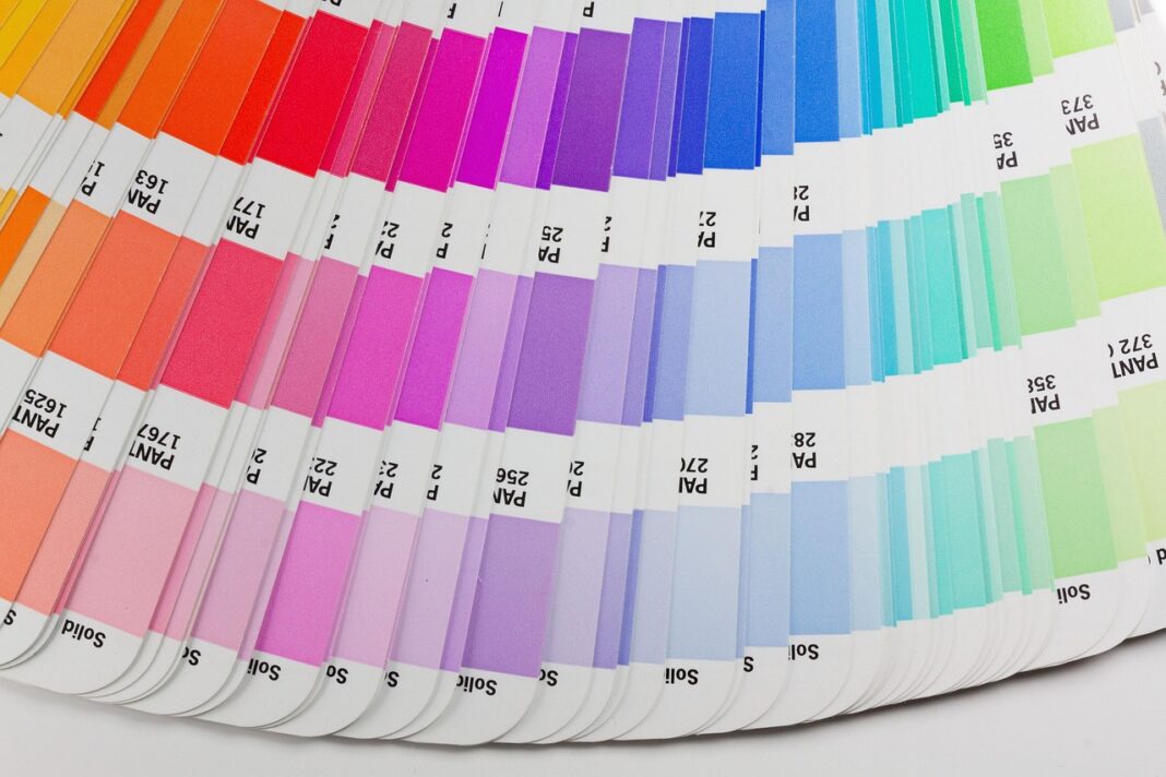 stux-color-fan-541624_1280